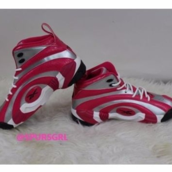 Reebok Other - *B400 Reebok Shaqnosis Og Size 4.5 Junior